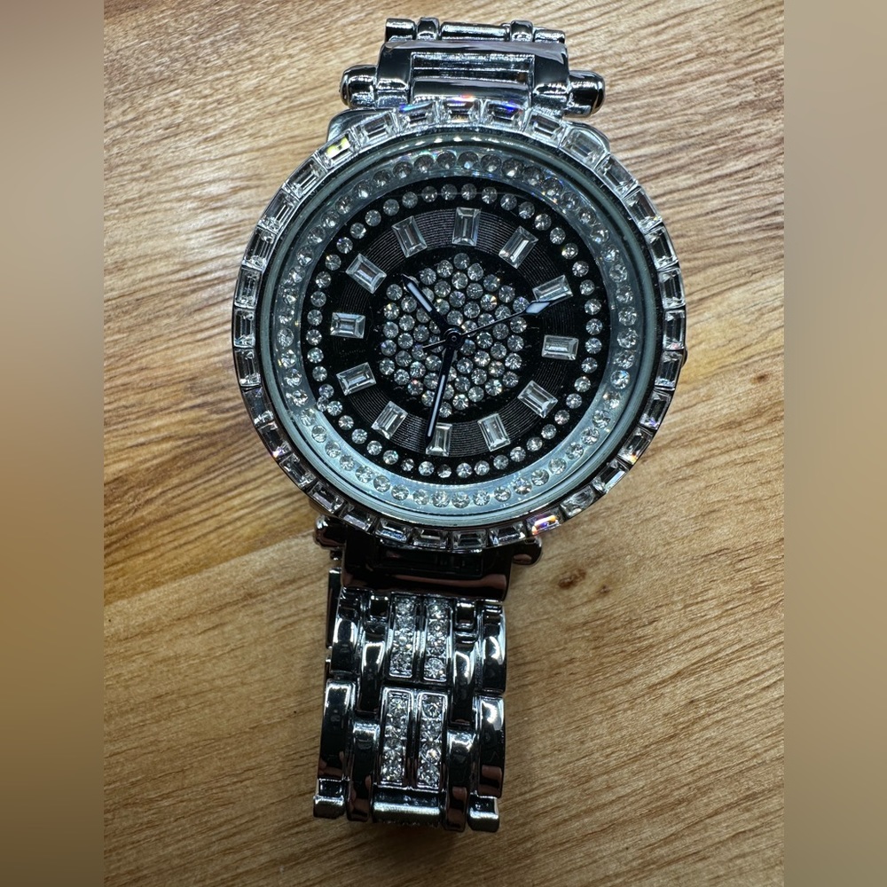 Fashion Watch NEW - Picture 9 of 10